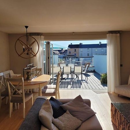 Willa Central Modern Townhouse In Saundersfoot Zewnętrze zdjęcie